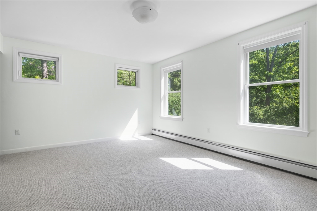 22 Rangeway Street Lexington, MA 02420 - Photo 10 of 23