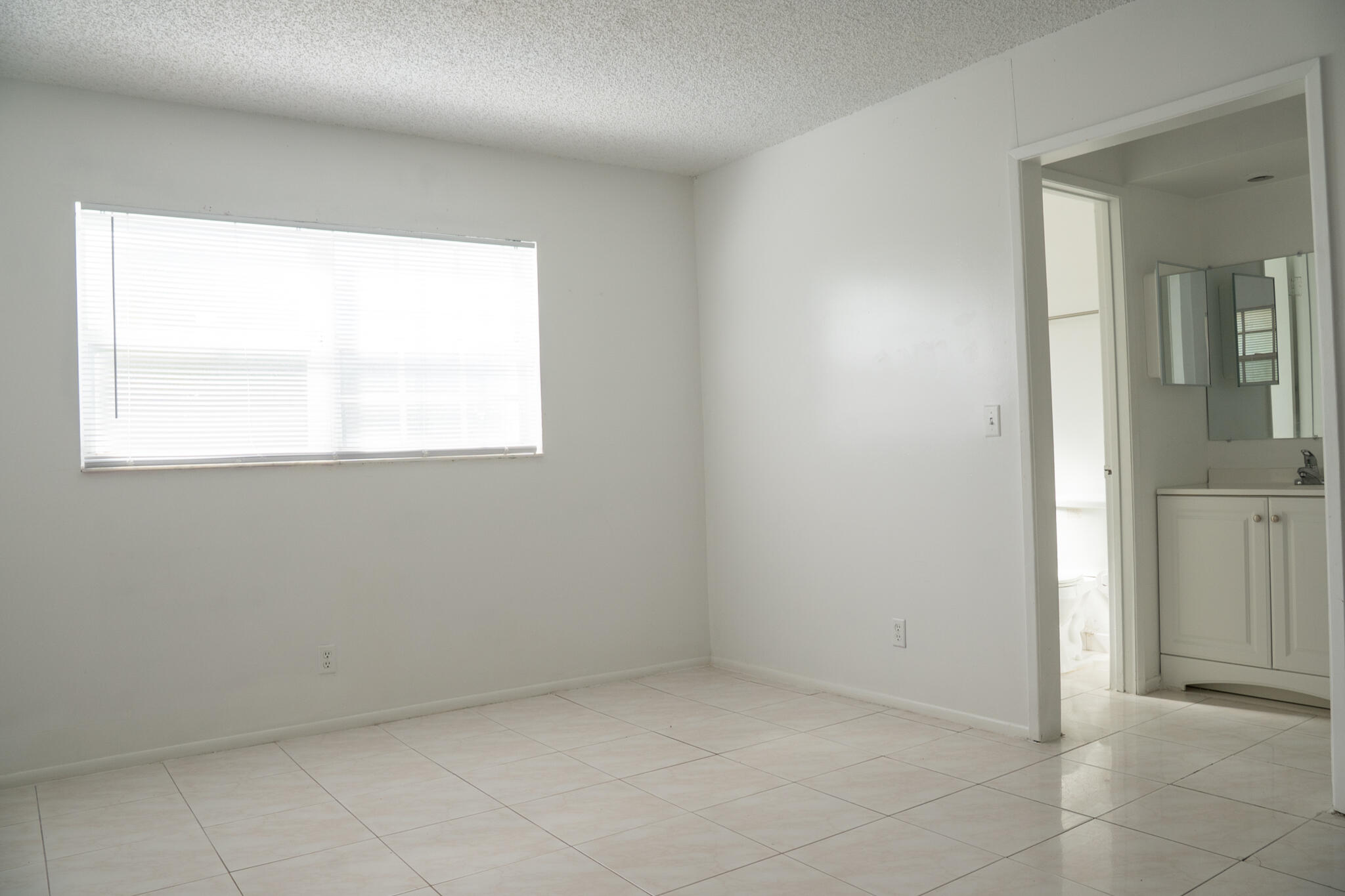 231 Northwest 20th Street Pompano Beach, FL 33060 - Photo 11 of 22 11