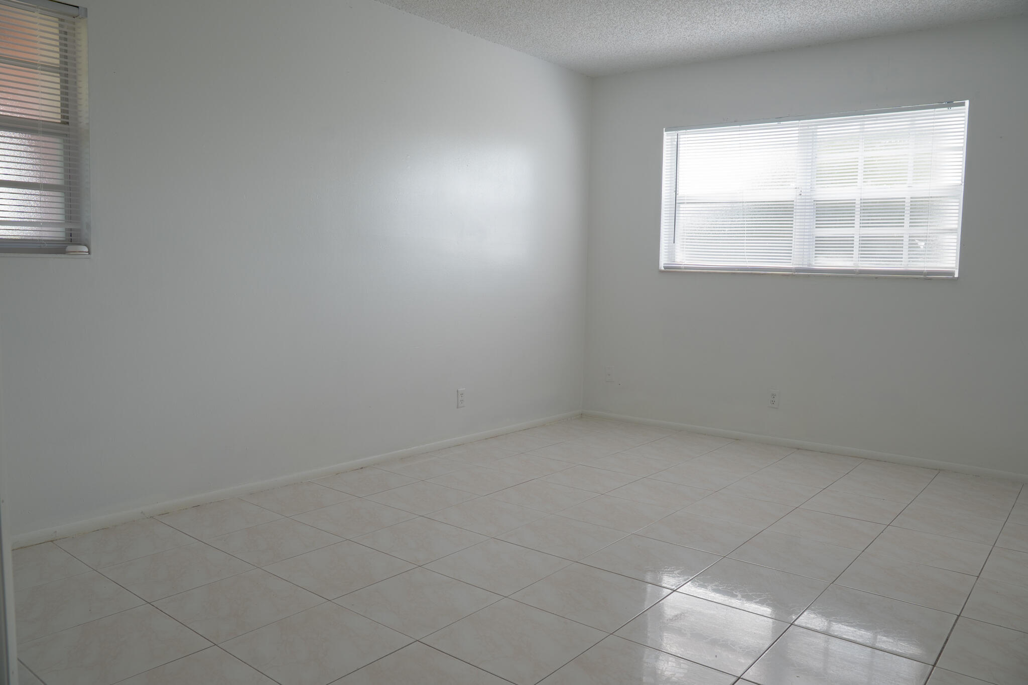 231 Northwest 20th Street Pompano Beach, FL 33060 - Photo 10 of 22 10