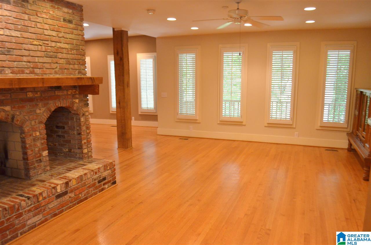185 Grimes Road Pelham, AL 35124 - Photo 11 of 31