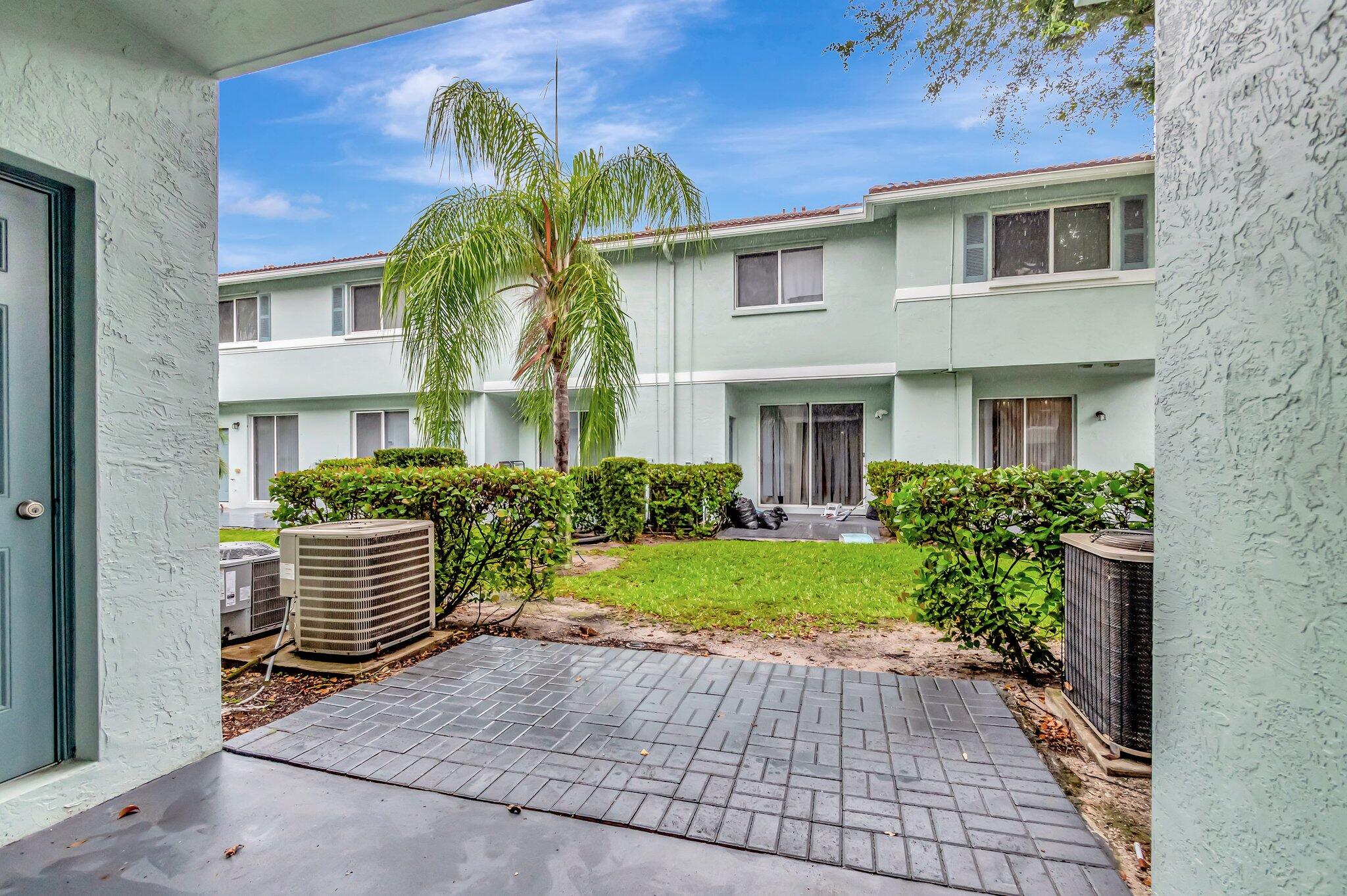 1912 Hibiscus Lane Riviera Beach, FL 33404 - Photo 28 of 55 29-web-or-mls-DSC_3334