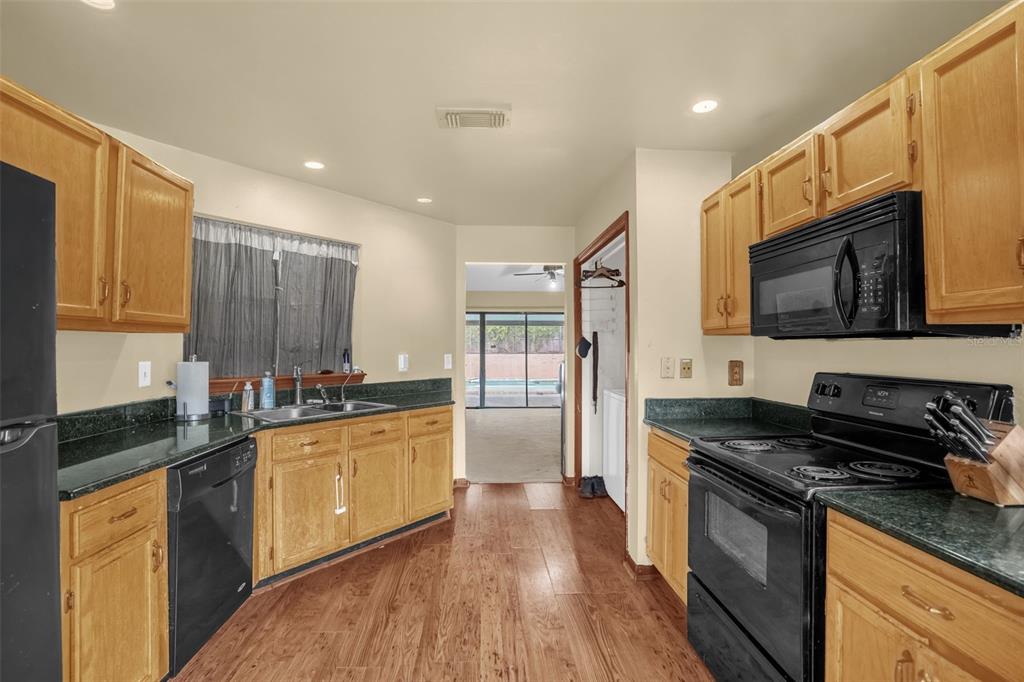 5428 Lighthouse Road Orlando, FL 32808 - Photo 11 of 26