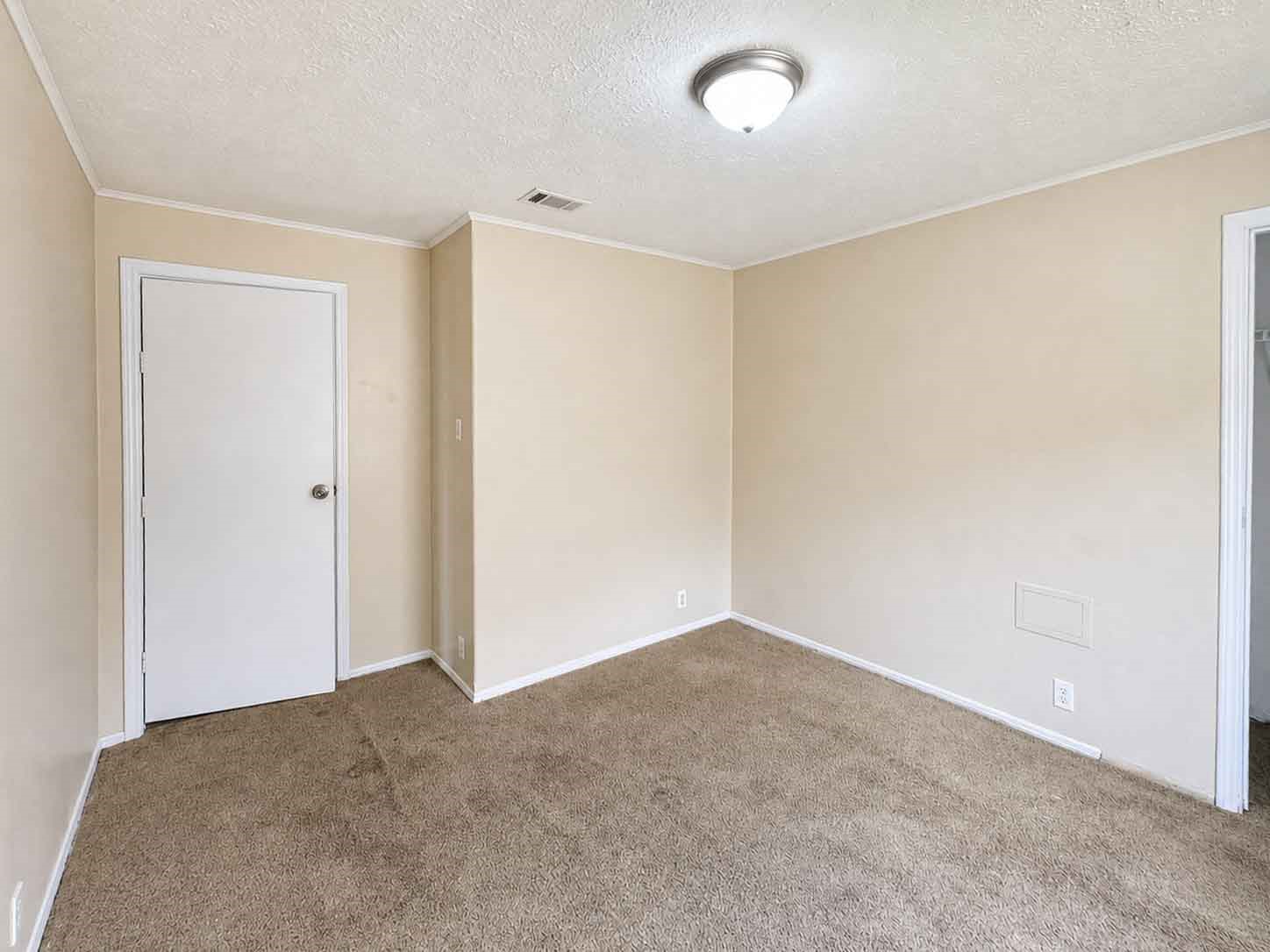 11919 Kingslake Forest Drive Houston, TX 77044 - Photo 31 of 34 Gallery Image 31