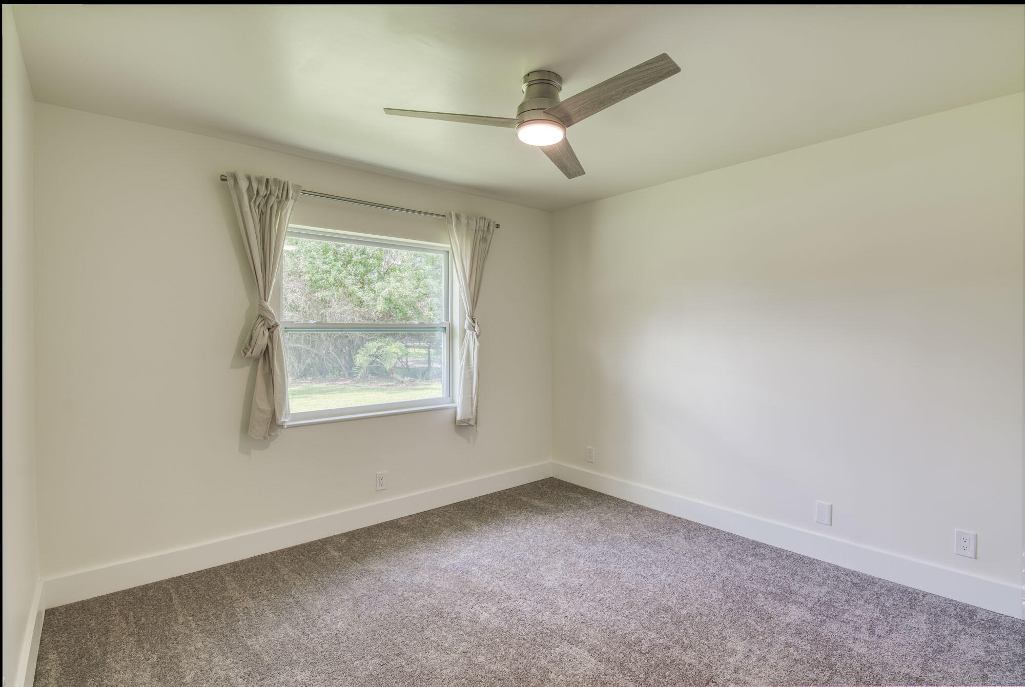 14735 Flamingo Road Loxahatchee Groves, FL 33470 - Photo 16 of 22 11