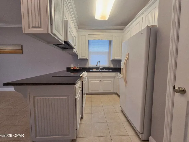 $1,900 | 1120 15th Street, Unit 3F, Mexico Beach, FL 32456