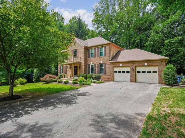$1,299,000 | 5810 Hannora Lane, Fairfax Station, VA 22039