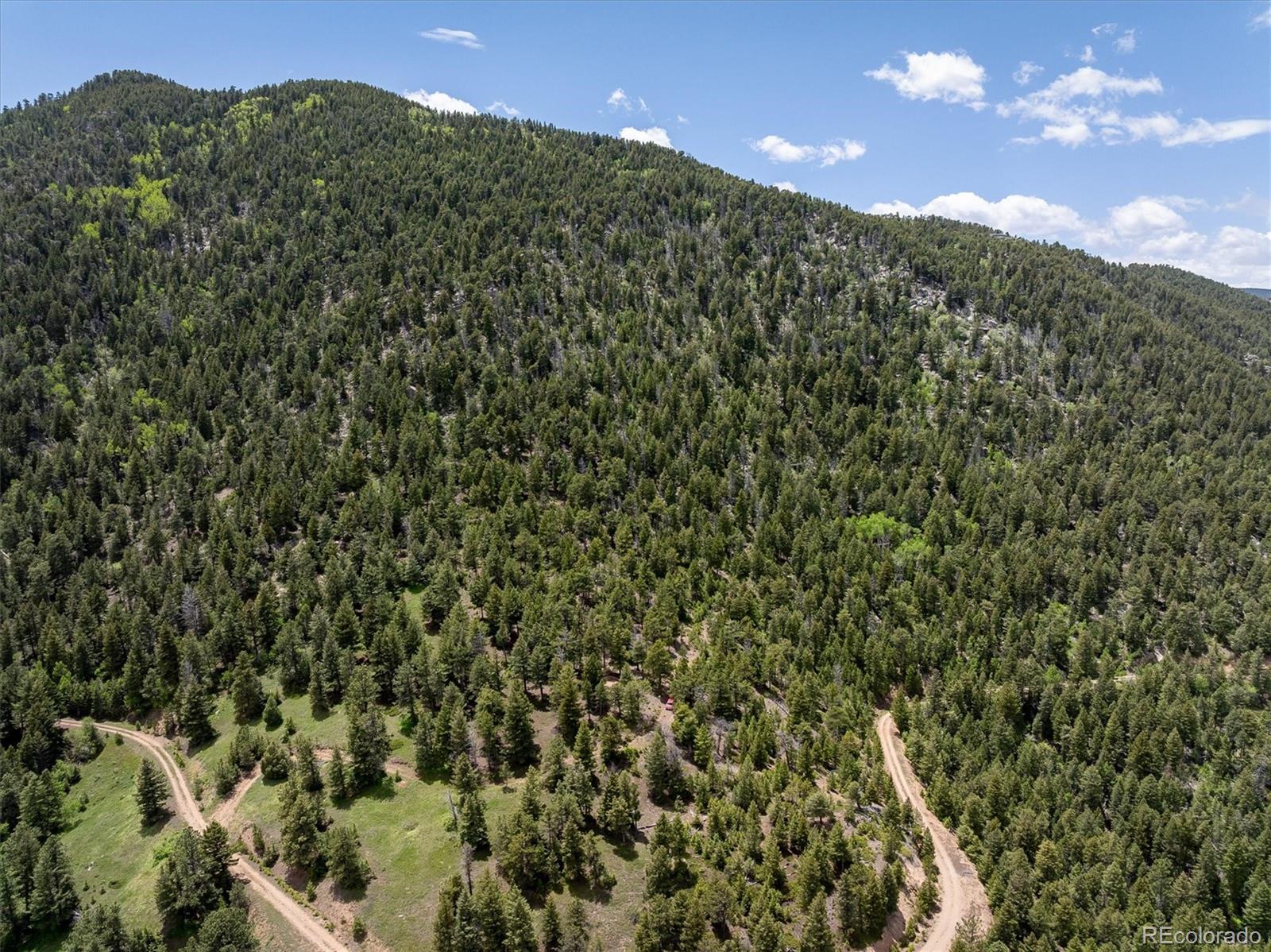 1259 Chute Road Golden, CO 80403 - Photo 10 of 21 a view of a large building