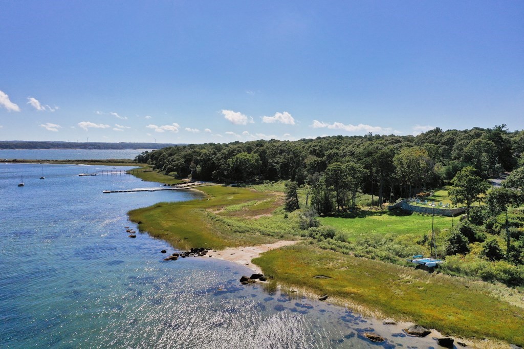 388 Scraggy Neck Road Bourne, MA 02534 - Photo 16 of 33