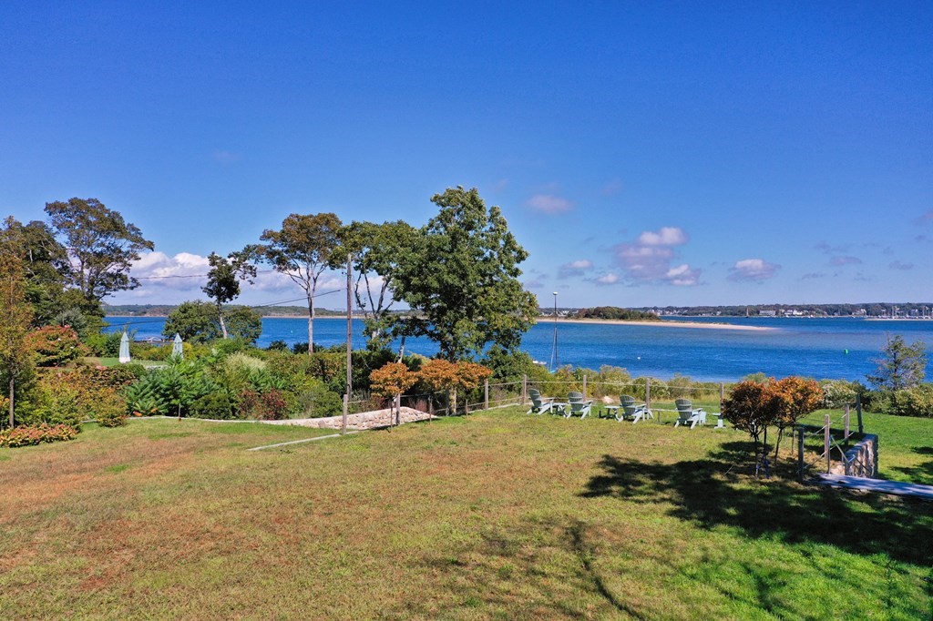 388 Scraggy Neck Road Bourne, MA 02534 - Photo 10 of 33