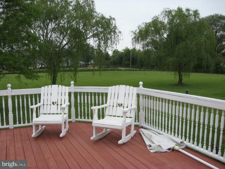 1051 Dutch Neck Road Middletown, DE 19709 - Photo 7 of 24 Deck