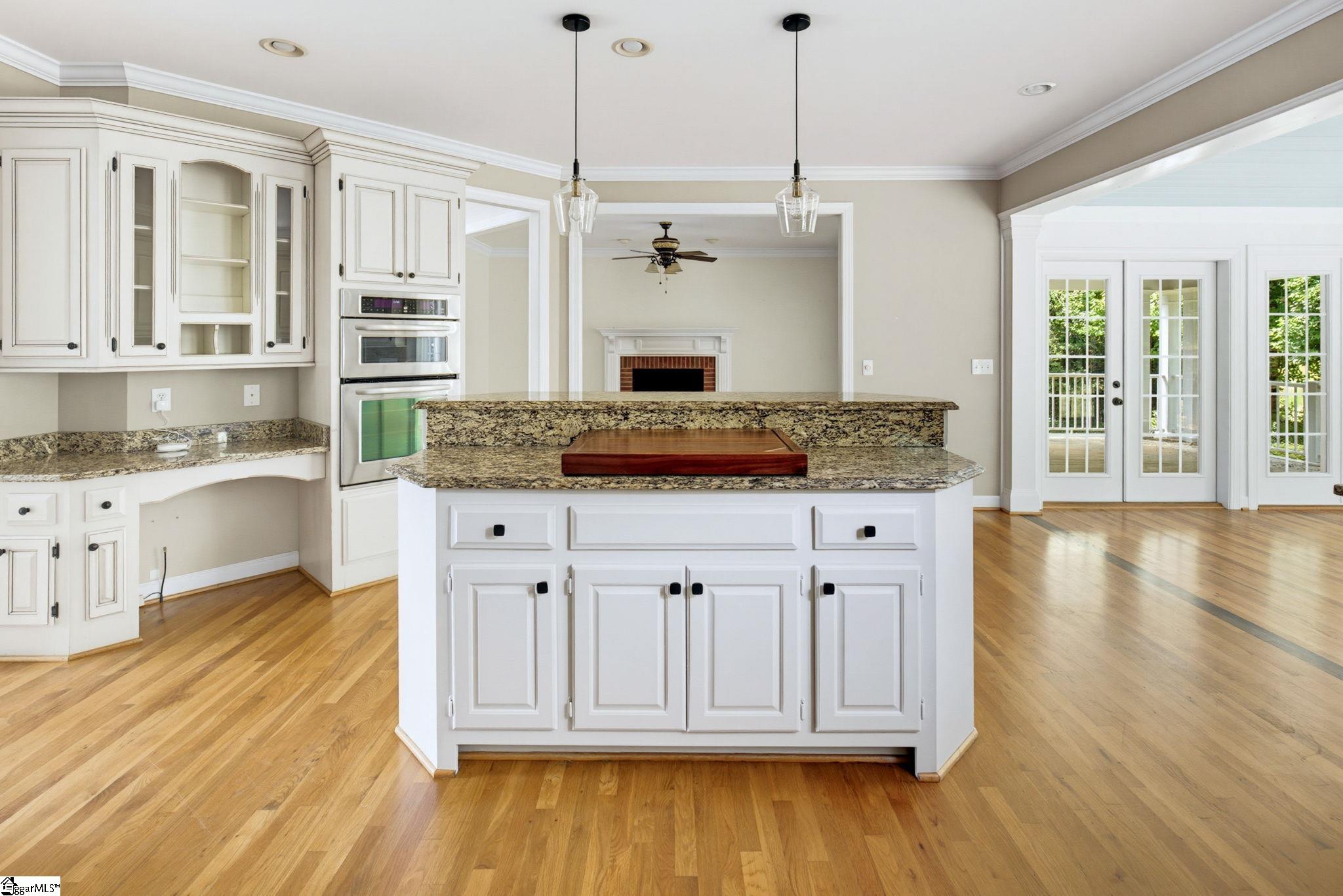301 Rosebud Lane Greer, SC 29650 - Photo 3 of 45