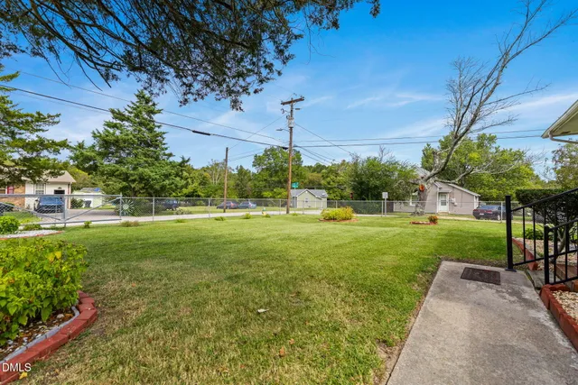 $195,000 | 936 Eaton Street, Henderson, NC 27536