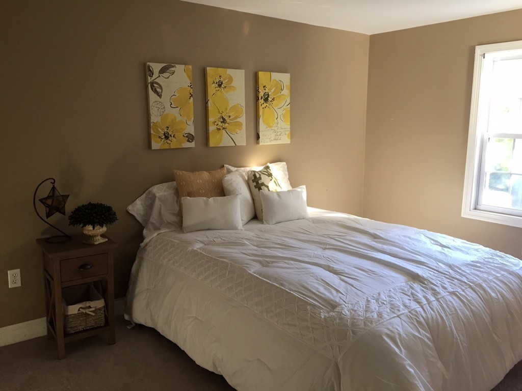 44 Locust Street, Unit 2 Danvers, MA 01923 - Photo 12 of 27 Gallery Image 12