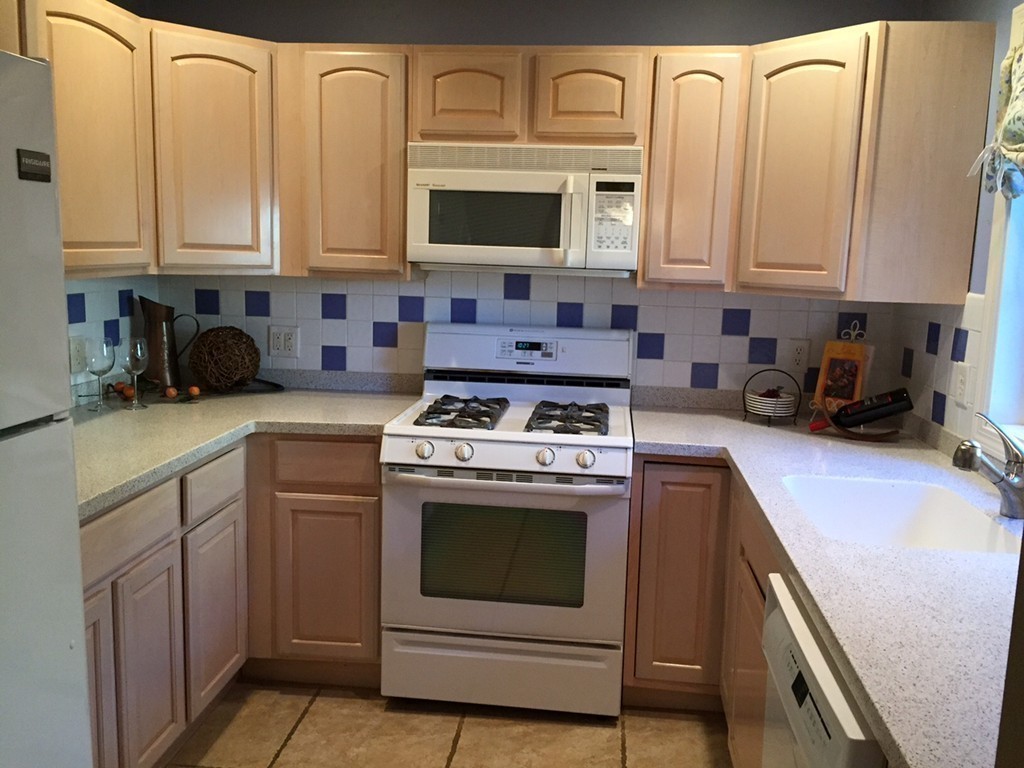 44 Locust Street, Unit 2 Danvers, MA 01923 - Photo 9 of 27 Gallery Image 9