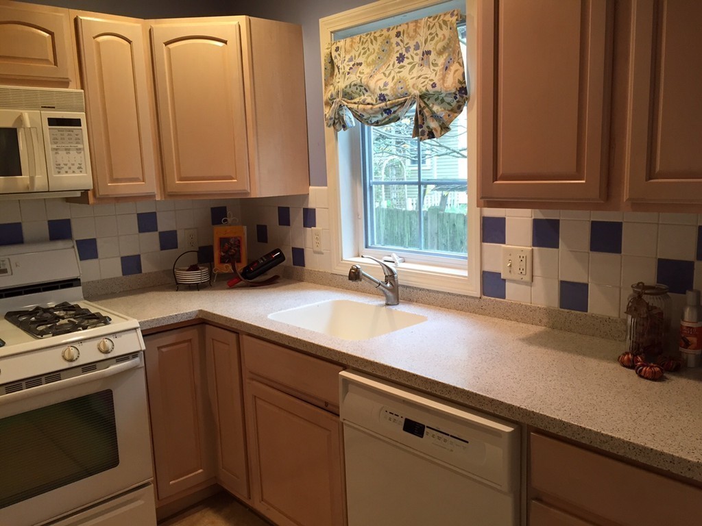 44 Locust Street, Unit 2 Danvers, MA 01923 - Photo 10 of 27 Gallery Image 10
