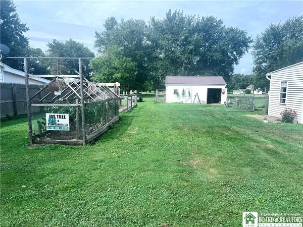 $269,900 | 125 Seymour Street, Pomfret, NY 14063