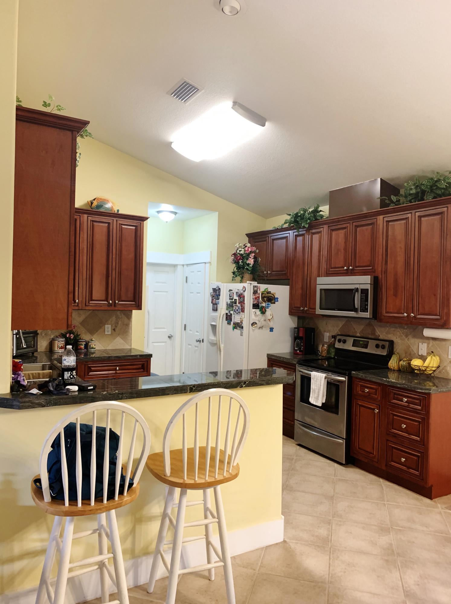 814 Site C-6 Road Freeport, FL 32439 - Photo 3 of 48 Breakfast Bar