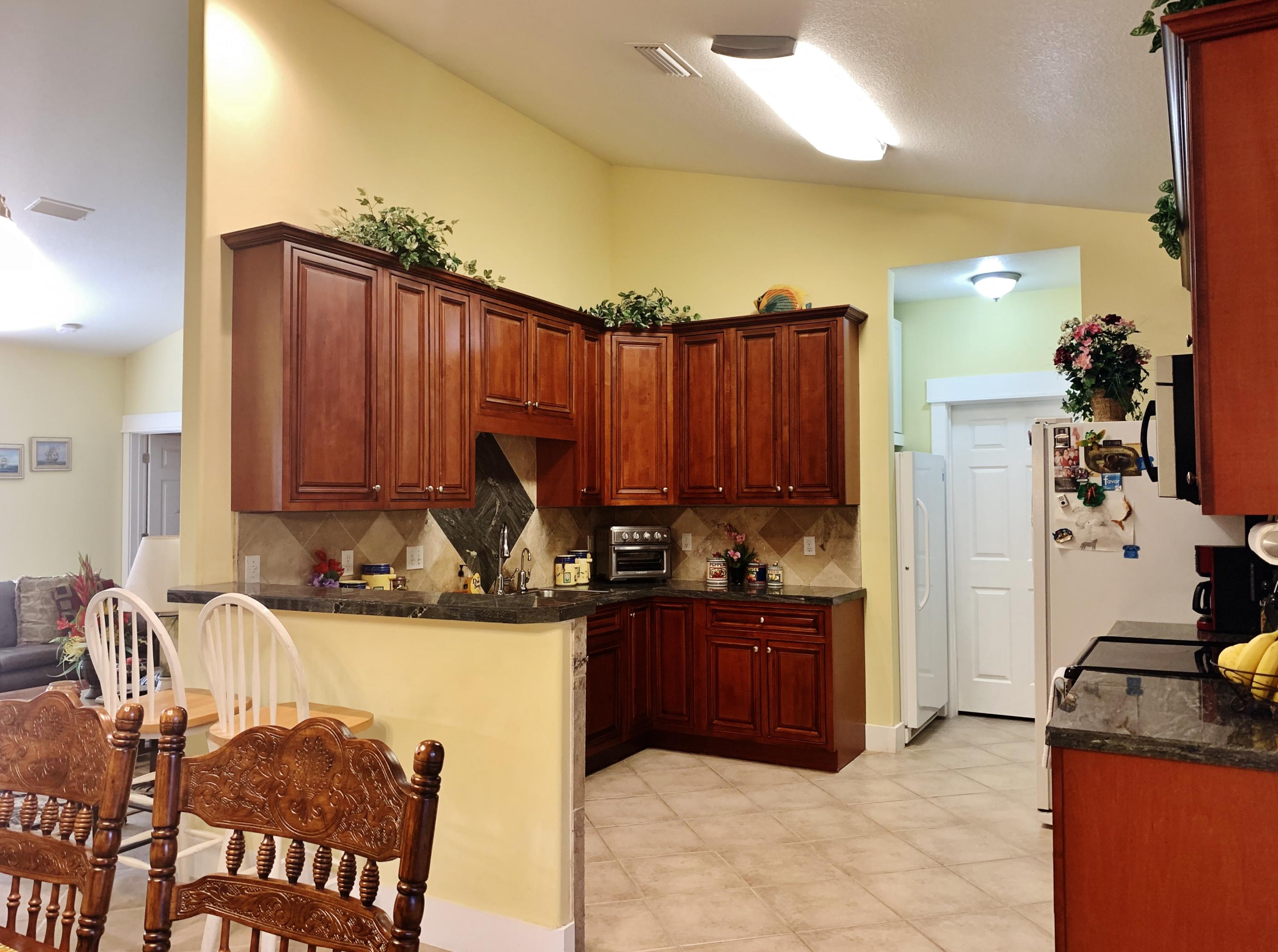 814 Site C-6 Road Freeport, FL 32439 - Photo 4 of 48 Kitchen