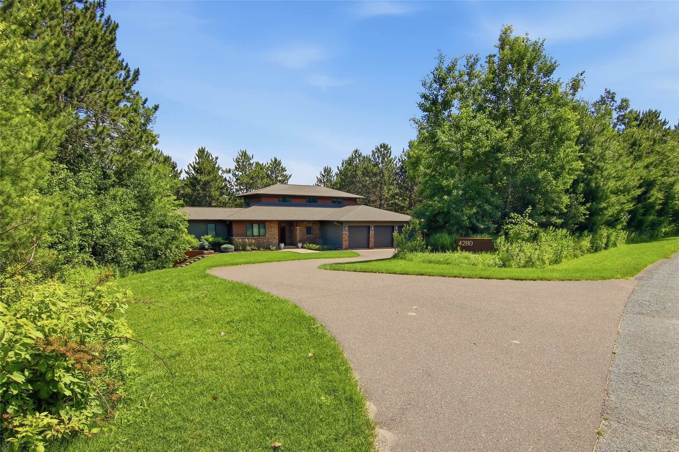 4280 Talmadge Road Eau Claire, WI 54701 - Photo 3 of 18