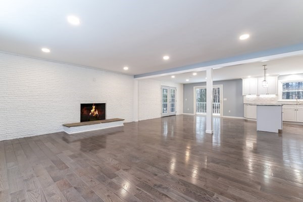 379 Porter Road East Longmeadow, MA 01028 - Photo 10 of 41 Gallery Image 10