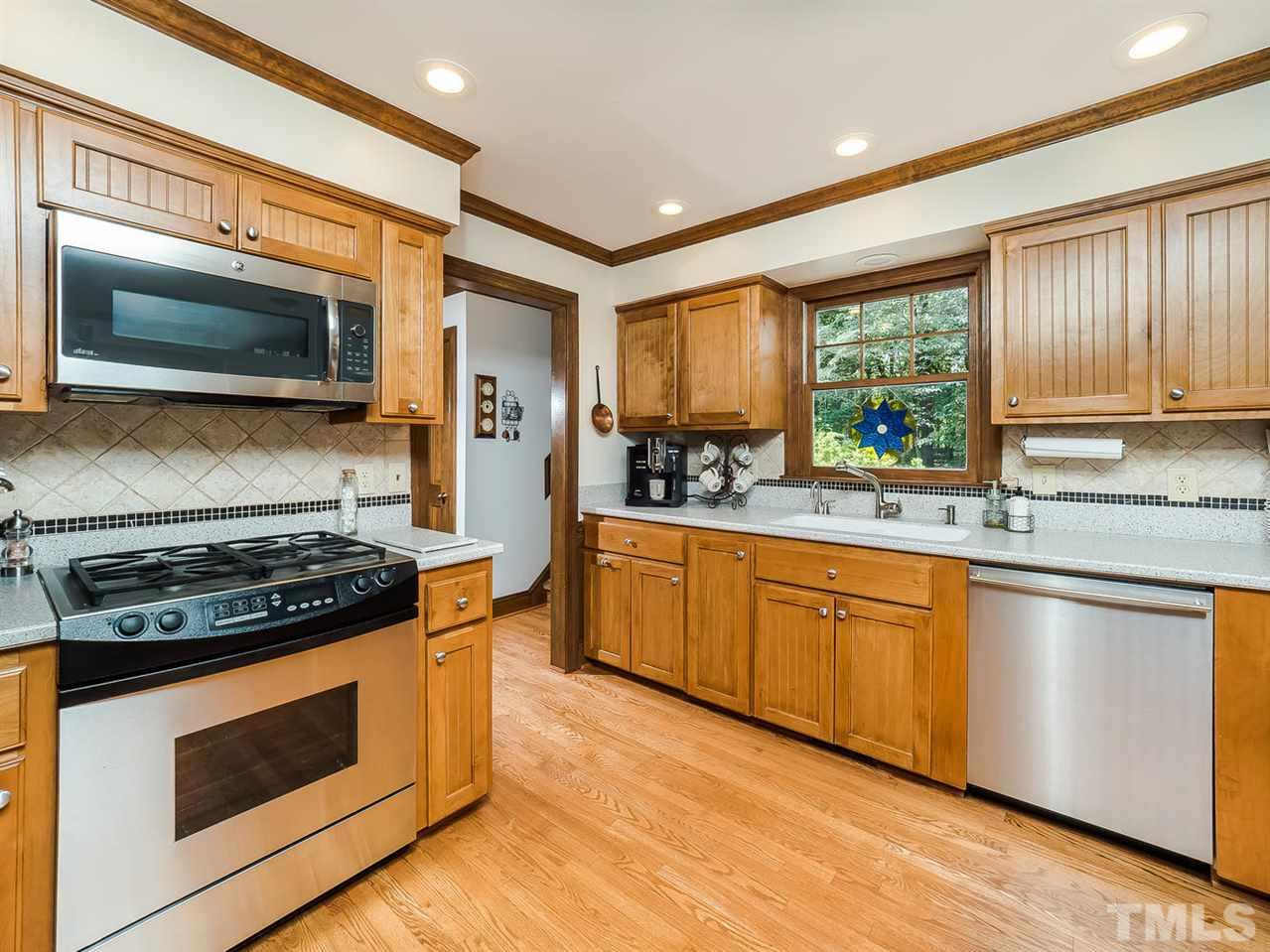 717 Lanham Place Raleigh, NC 27615 - Photo 9 of 30