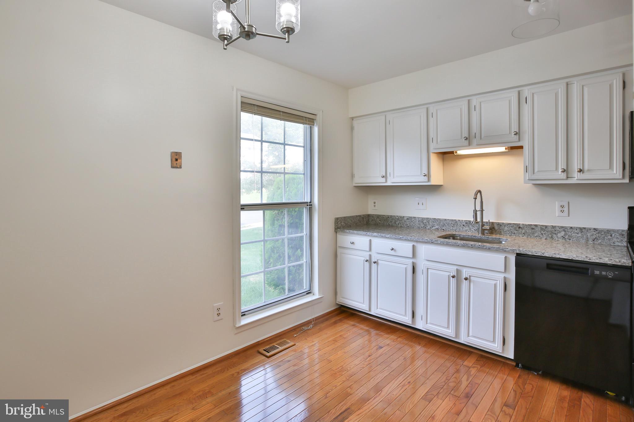 5944 Powell's Landing Road Burke, VA 22015 - Photo 9 of 31 Gallery Image 9