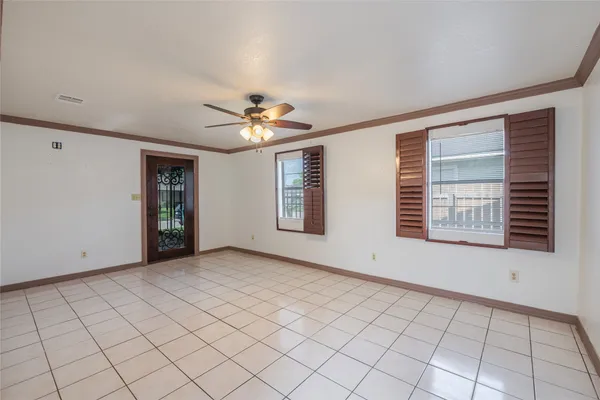 $1,300 | 2211 Camille Street, Pasadena, TX 77506