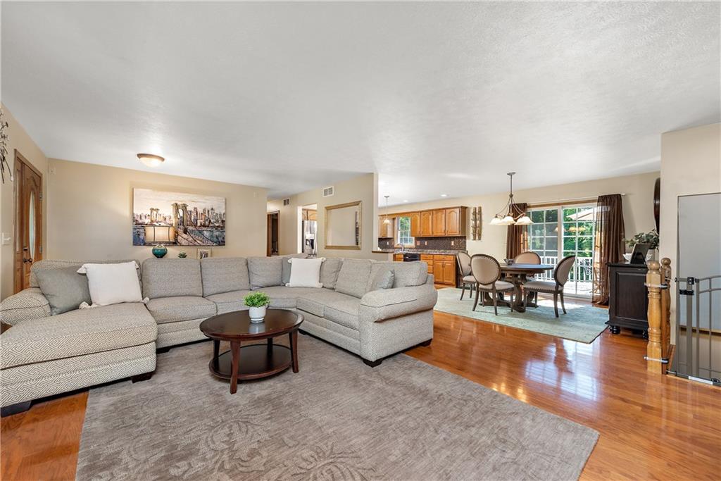 157 Rhodes Drive Beaver Falls, PA 15010 - Photo 4 of 19 Gallery Image 4
