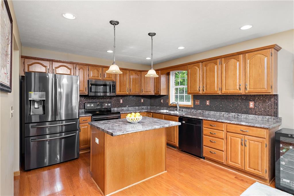 157 Rhodes Drive Beaver Falls, PA 15010 - Photo 5 of 19 Gallery Image 5