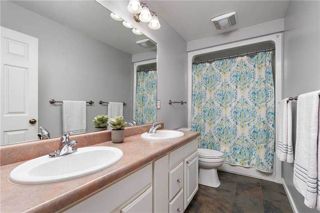 157 Rhodes Drive Beaver Falls, PA 15010 - Photo 10 of 19 Gallery Image 10