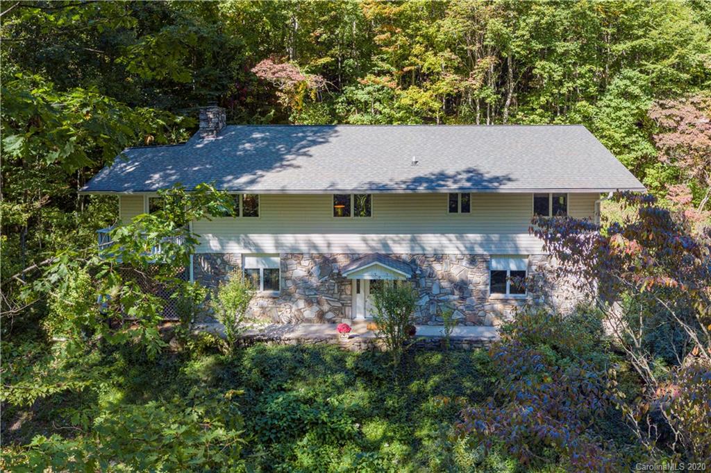 155 High Ridge Road Waynesville, NC 28786 - Photo 1 of 26 Gallery Image 1