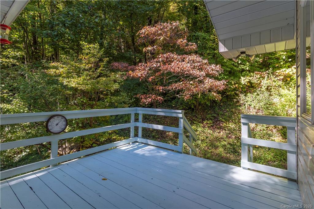 155 High Ridge Road Waynesville, NC 28786 - Photo 18 of 26 Gallery Image 18
