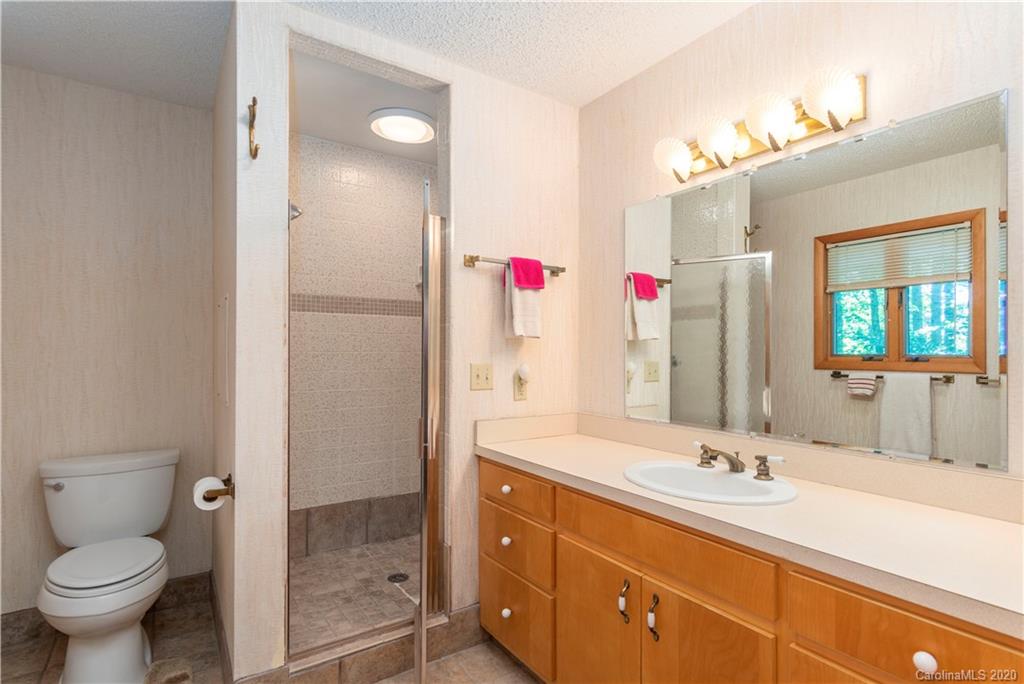 155 High Ridge Road Waynesville, NC 28786 - Photo 21 of 26 Gallery Image 21