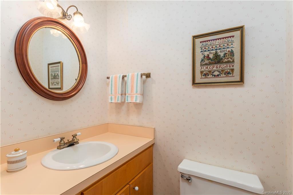155 High Ridge Road Waynesville, NC 28786 - Photo 23 of 26 Gallery Image 23