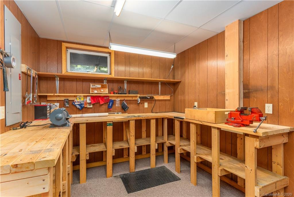 155 High Ridge Road Waynesville, NC 28786 - Photo 6 of 26 Gallery Image 6