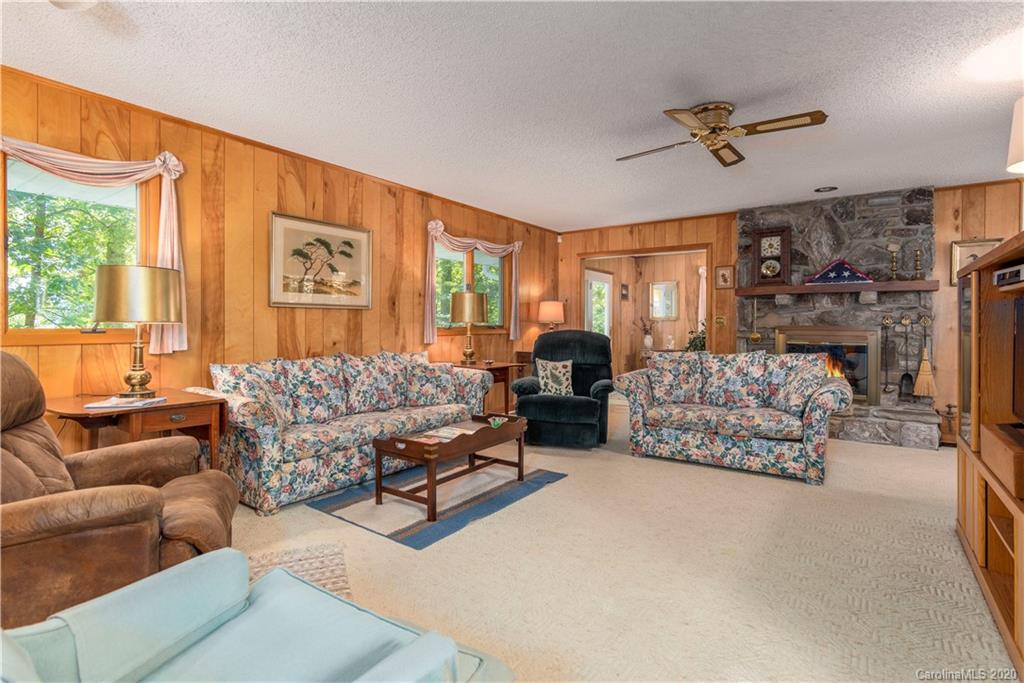 155 High Ridge Road Waynesville, NC 28786 - Photo 9 of 26 Gallery Image 9