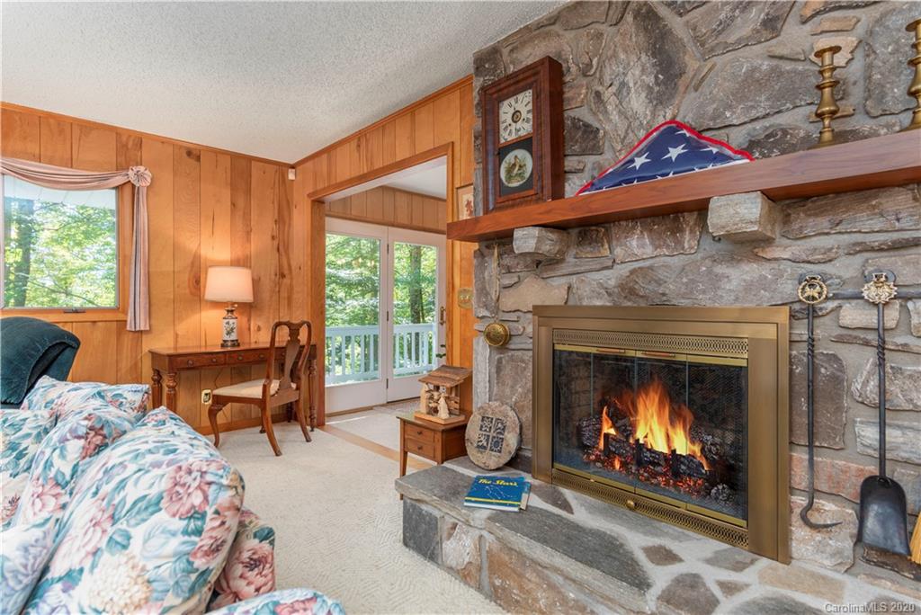155 High Ridge Road Waynesville, NC 28786 - Photo 10 of 26 Gallery Image 10