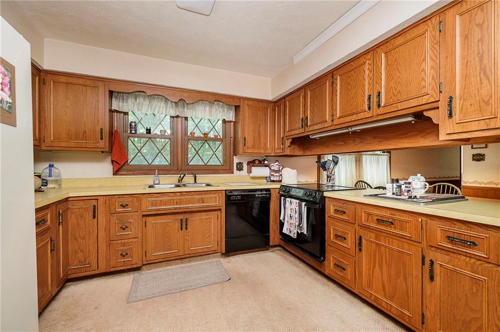 8258 Conarroe Road Indianapolis, IN 46278 - Photo 14 of 49