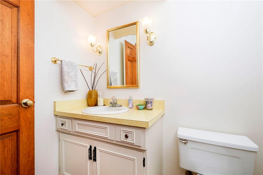 8258 Conarroe Road Indianapolis, IN 46278 - Photo 32 of 49