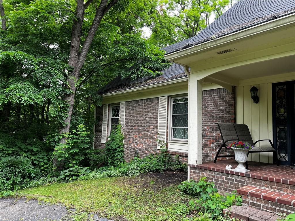 8258 Conarroe Road Indianapolis, IN 46278 - Photo 4 of 49