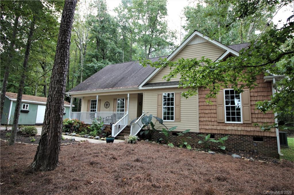 313 Garden Ridge Drive York, SC 29745 - Photo 4 of 39 Gallery Image 4