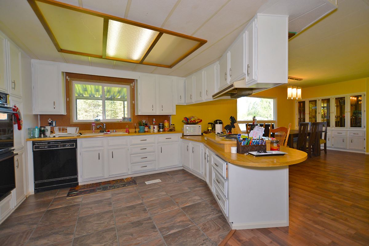 21102 North Myrtle Road Colbert, WA 99005 - Photo 9 of 20