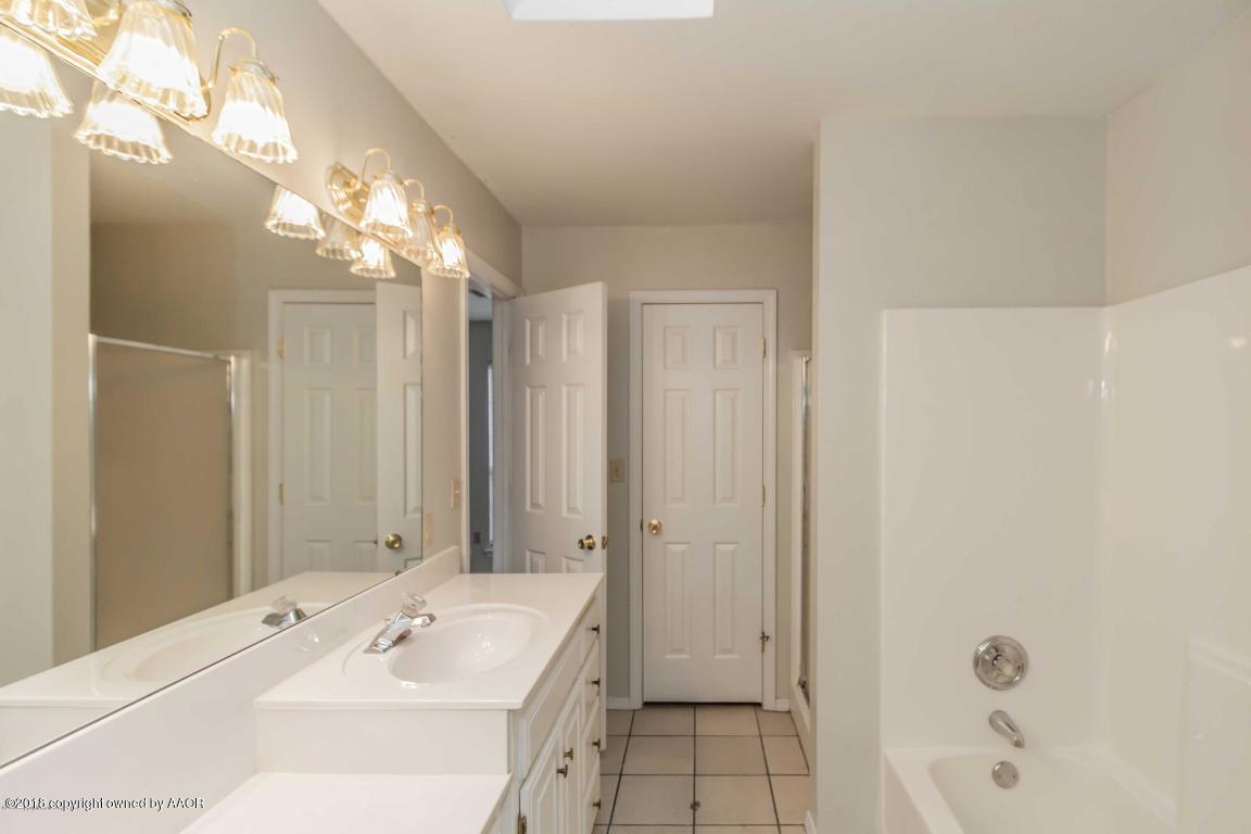 8118 South Western Street Amarillo, TX 79110 - Photo 25 of 48 master bath 2