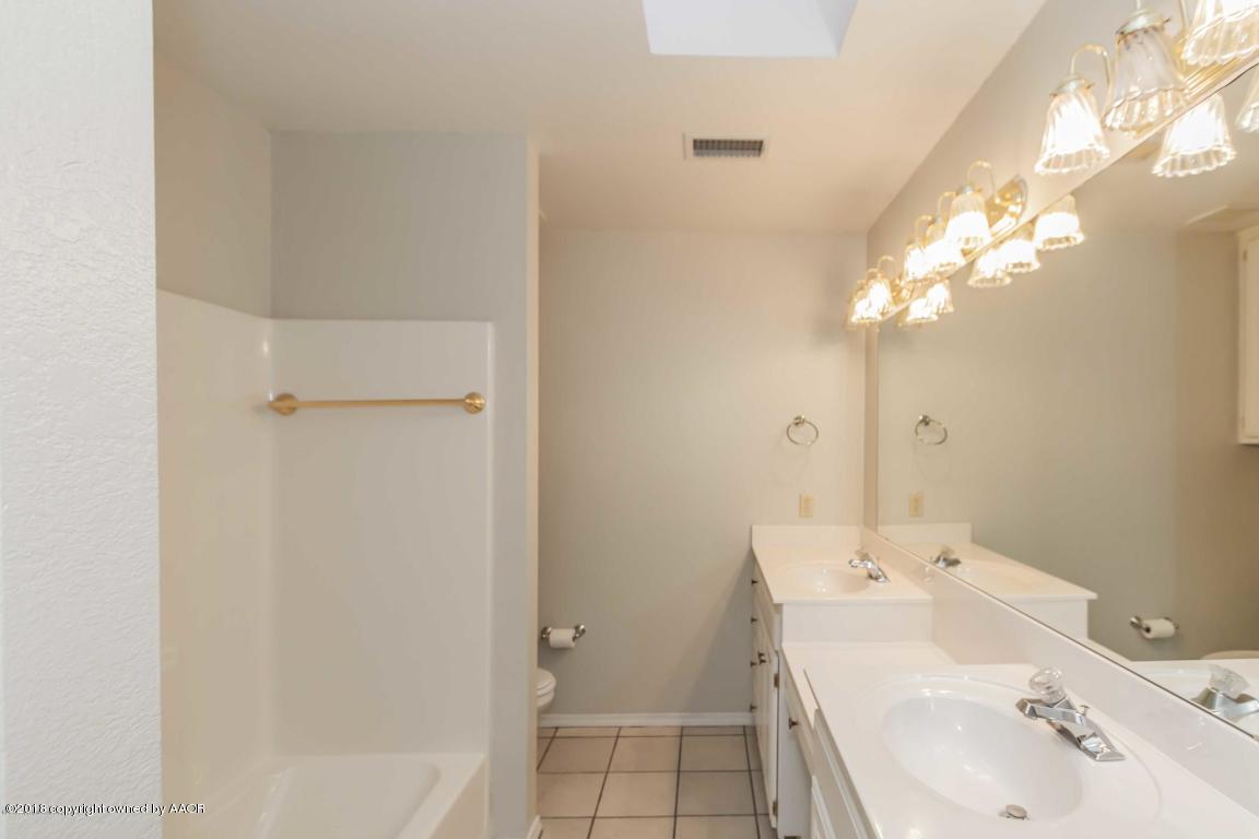 8118 South Western Street Amarillo, TX 79110 - Photo 27 of 48 master bath 1