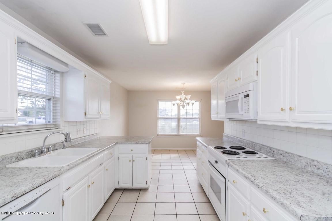 8118 South Western Street Amarillo, TX 79110 - Photo 4 of 48 kitchen view 3