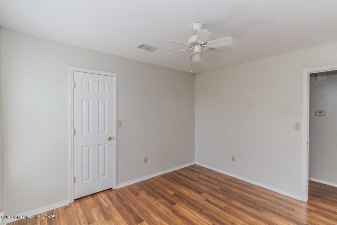 8118 South Western Street Amarillo, TX 79110 - Photo 43 of 48 bedroom 3 view 4