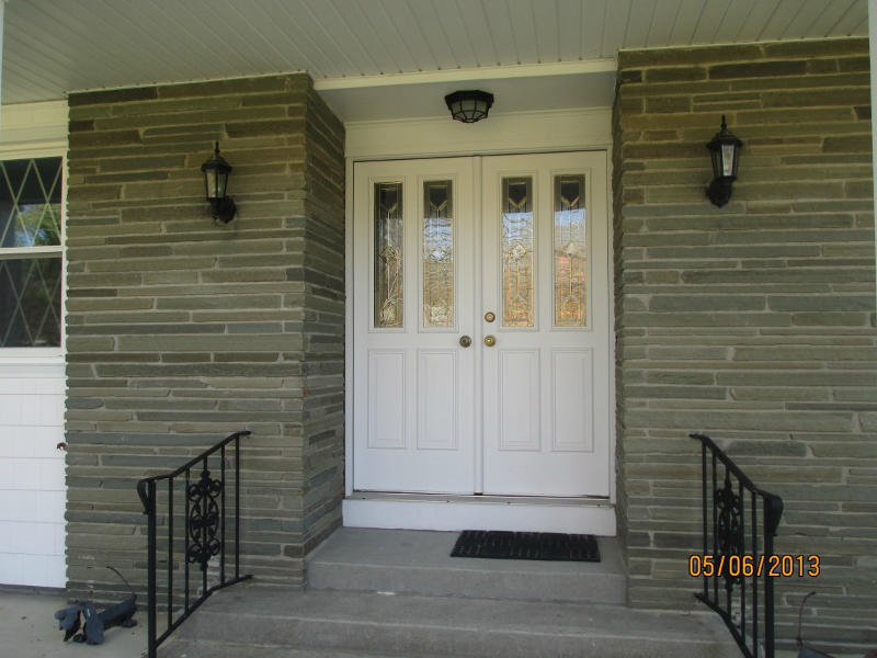 71 Stonehenge Road Pittsfield, MA 01201 - Photo 4 of 45 FrontEntranceDoubleDoors