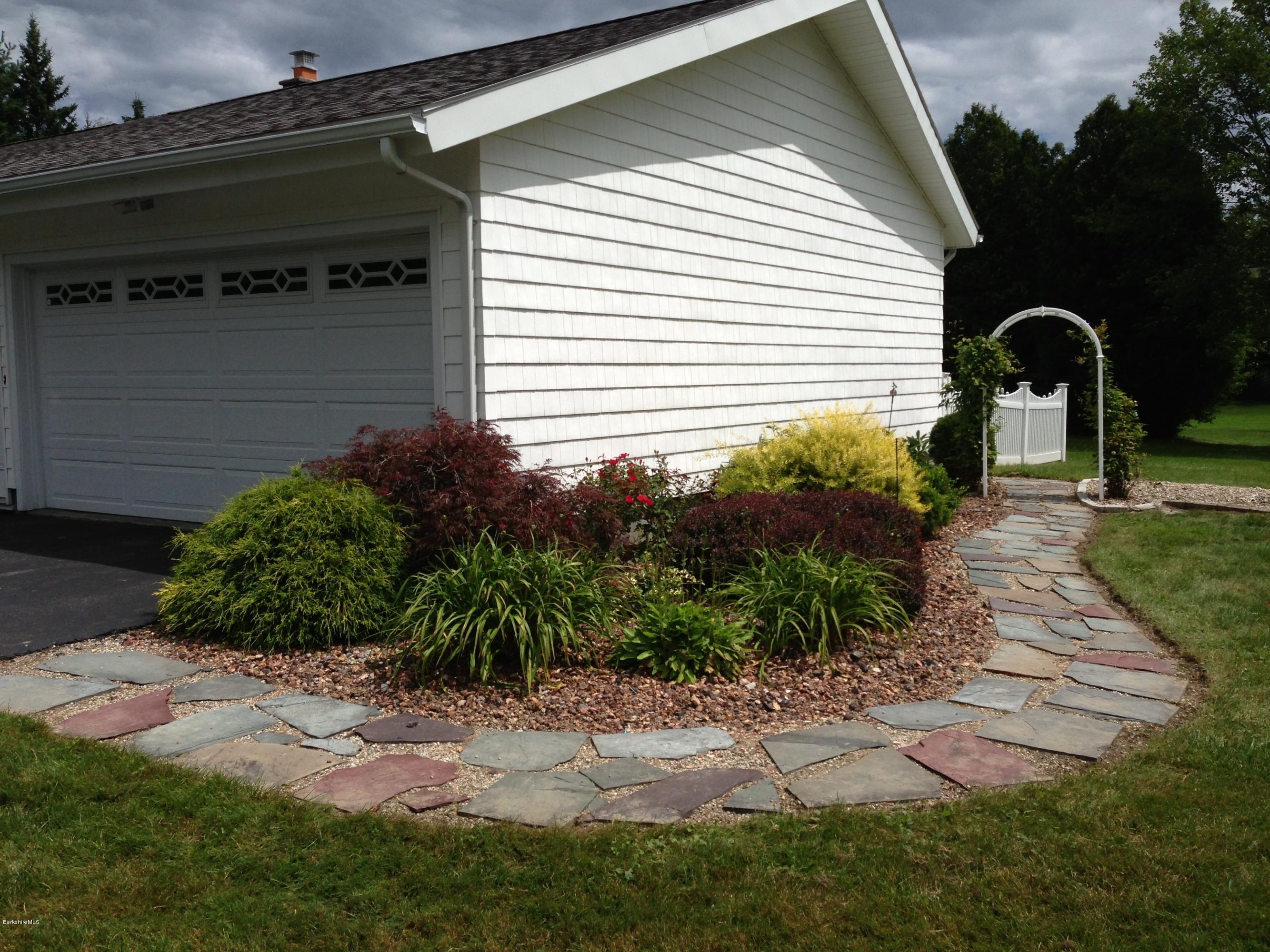 71 Stonehenge Road Pittsfield, MA 01201 - Photo 9 of 45 SideWalkway&Landscaping