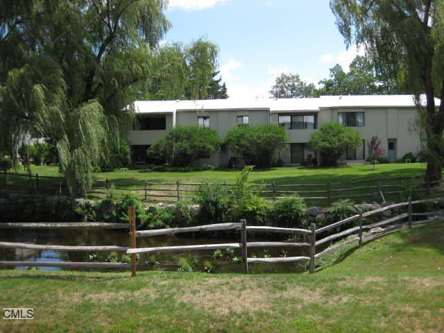 37 Lawson Lane Ridgefield, CT 06877 - Photo 1 of 1