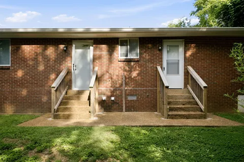 $495,000 | 425 Ezell Pike, Nashville, TN 37217
